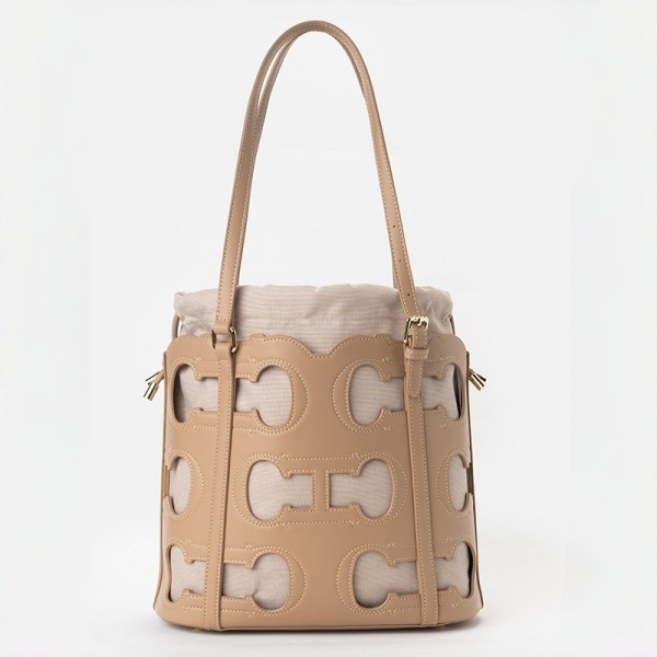 Tote Bag Cutout Logo Large Cap - Luxury Bags Without Logo review and price